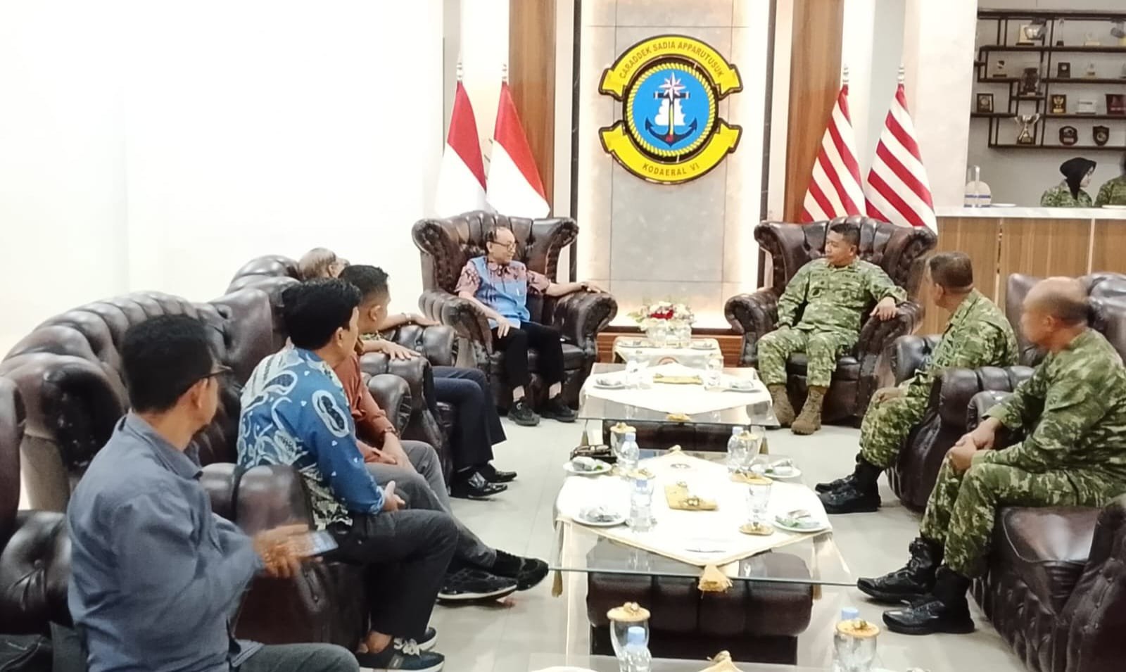 KUNJUNGI TOKOH SELAYAR PANITIA PENGUKUHAN PERMAS BAHAS PERSATUAN DAN RENCANA BAKTI SOSIAL
