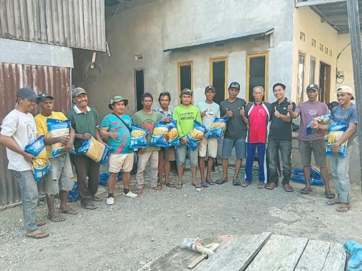 SIRAJUDDIN KR. SILA, TUMBUH BERSAMA PETANI